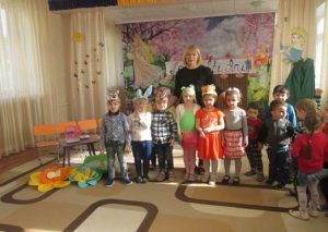 IET nr.156 Săptămîna teatrelor ”În lumea poveștilor” Grupa mare nrr.9 (5-6 ani)